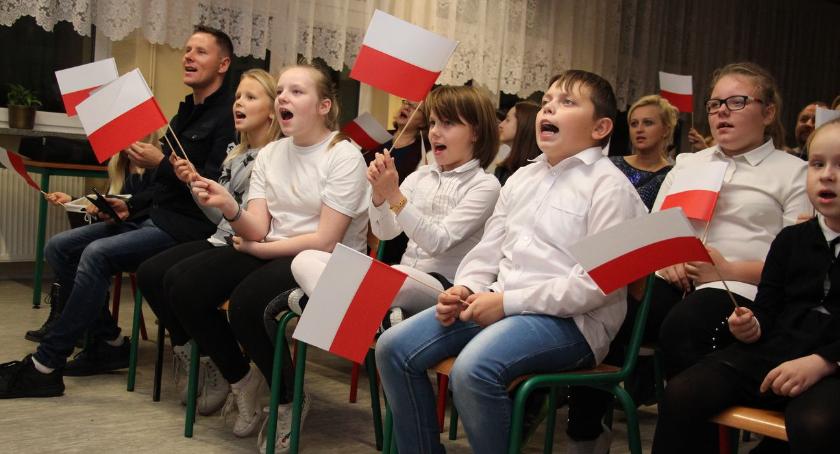 Patriotyczne śpiewanie w „Czwórce” [foto]