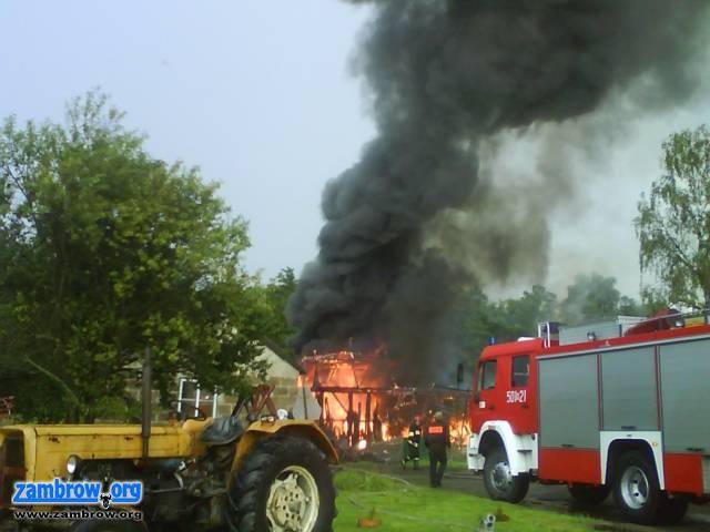 Stodoła spłonęła od pioruna