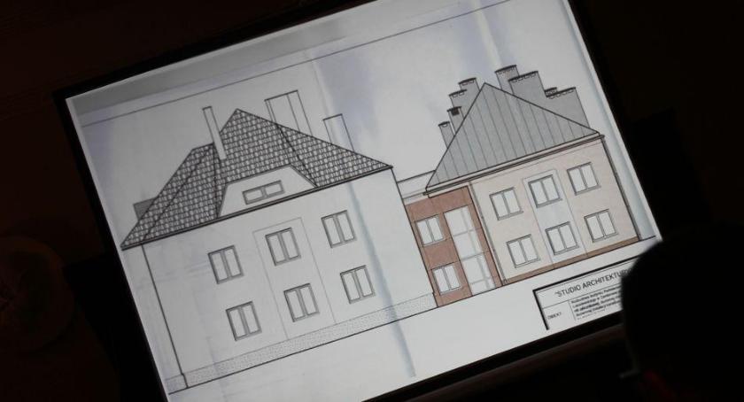 Błędy projektowe opóźniają budowę sali koncertowej przy PSM
