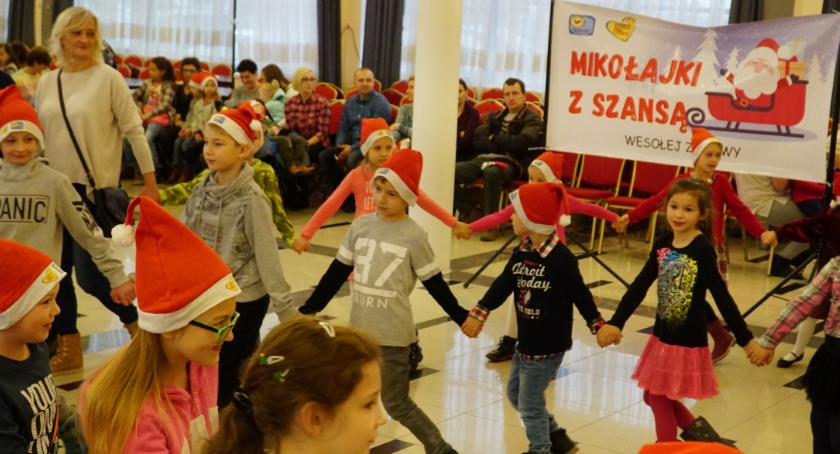 Mikołajkowa zabawa z Szansą [foto+video]