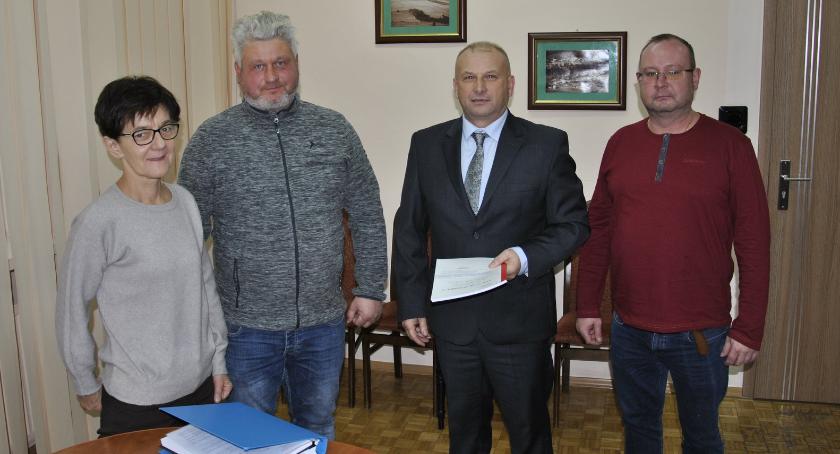 Umowa podpisana. Będzie rozbudowa szkoły w Starym Zakrzewie