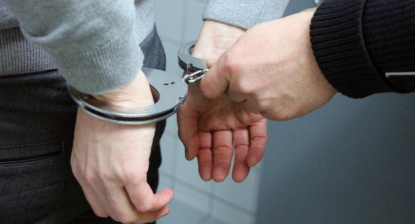 Areszt za posiadanie środków odurzających