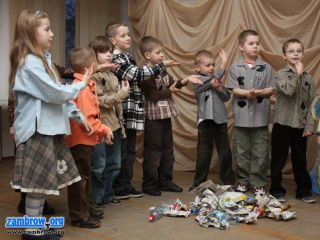 Najmłodsi na scenie czyli 