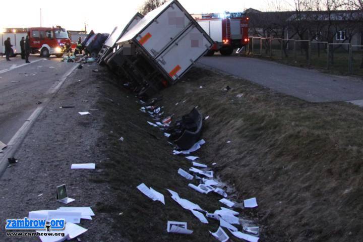 Makabryczny wypadek w Woli Zambrowskiej. 6 osób nie żyje