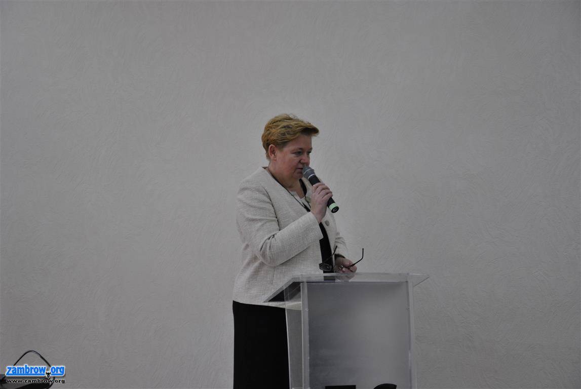  Podsumowano programy edukacyjne realizowane przez szkoły średnie 