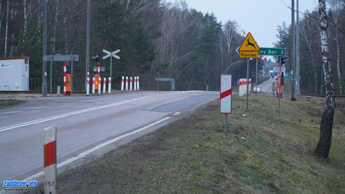 Pociągi na linii 36 dopiero od połowy 2018 roku? Co z przejazdem w Czerwonym Borze? [foto + video]