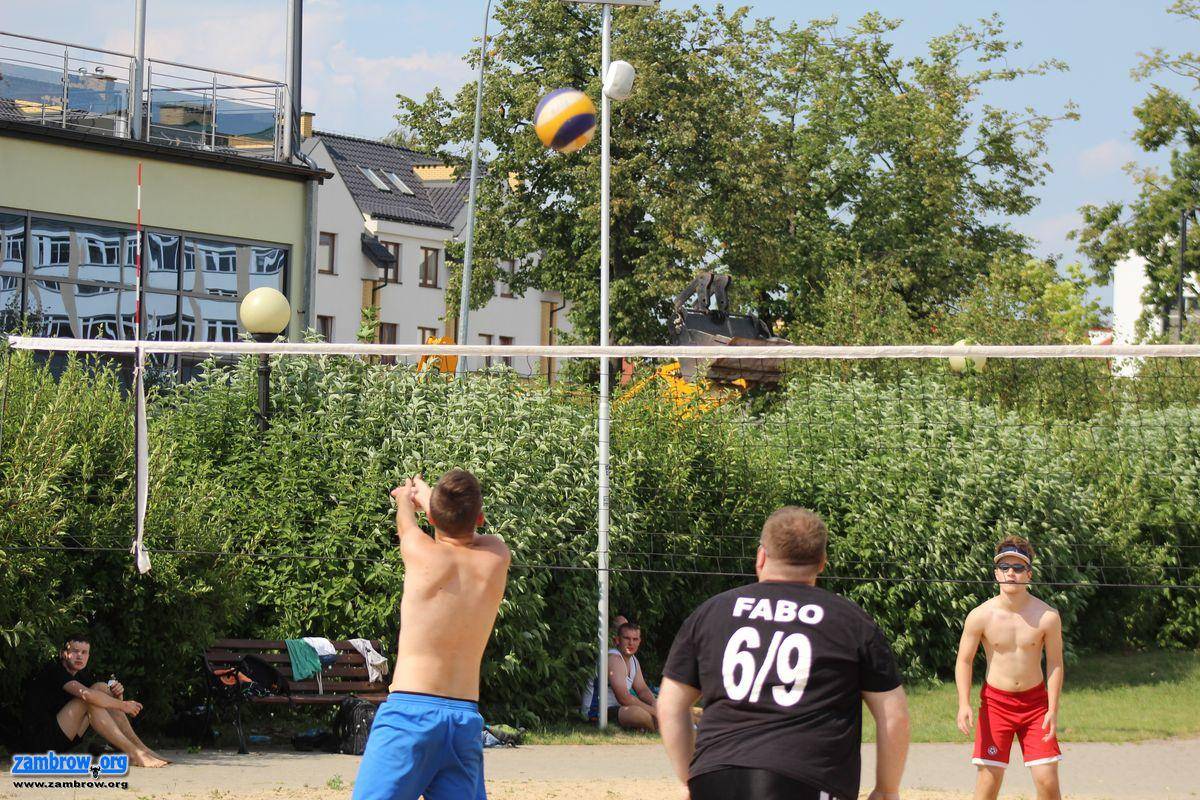 Rozegrano Podwórkowy Turniej Piłki Plażowej o Puchar Sułtana Piasków