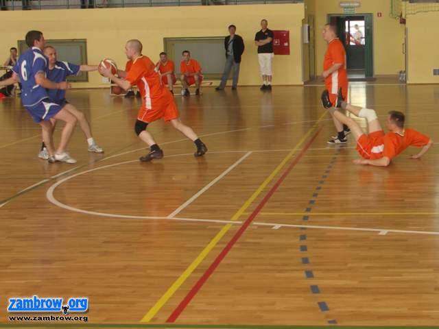 Ty też możesz wynająć halę sportową ...