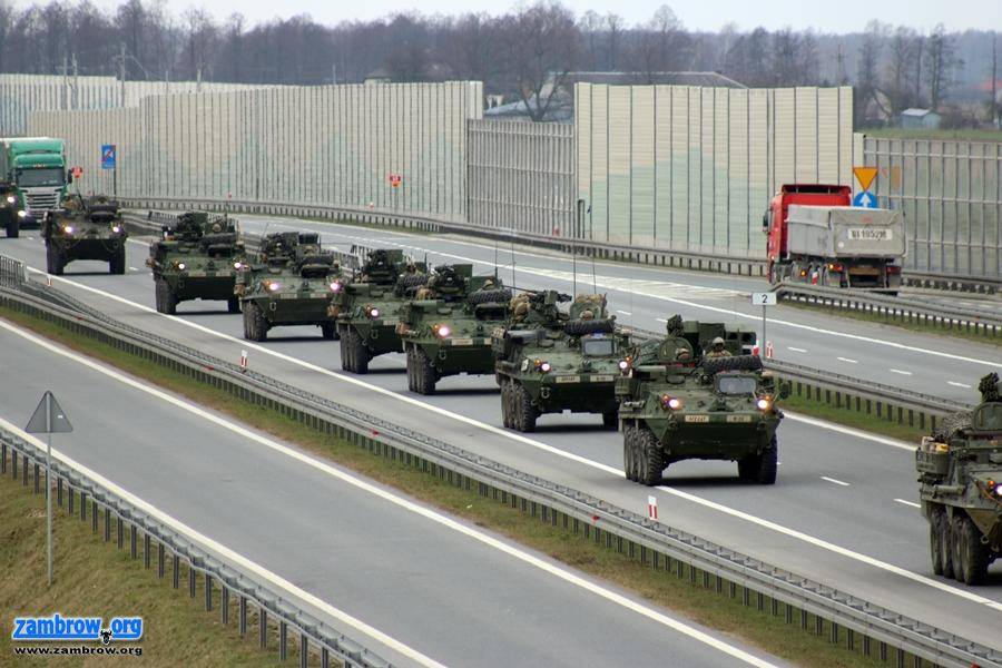 Batalionowa grupa bojowa NATO przejechała obwodnicą Zambrowa [foto+video]