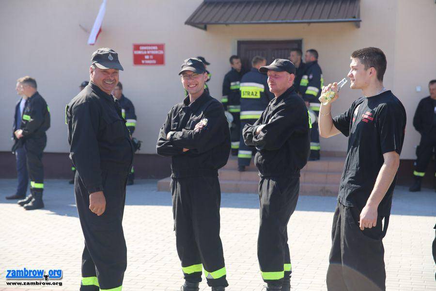 Ćwiczenia strażaków z gminy Zambrów [foto+video]