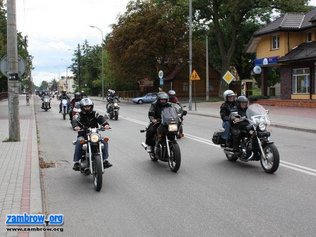 Dziś parada motocykli i pokaz jazdy wyczynowej na motorze