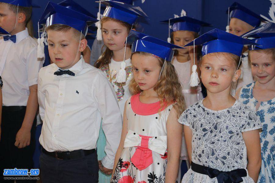 Sześciolatki żegnały się z Akademią Malucha [foto]