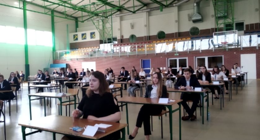 Matura 2019: trzeci dzień zmagań maturzystów [foto] ARKUSZE MATURALNE