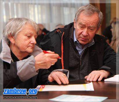 Zapisz się na zajęcia z obsługi tabletu – oferta dla seniorów