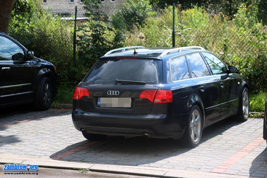 Bardziej zwracamy uwagę na to, jak parkujemy [foto]