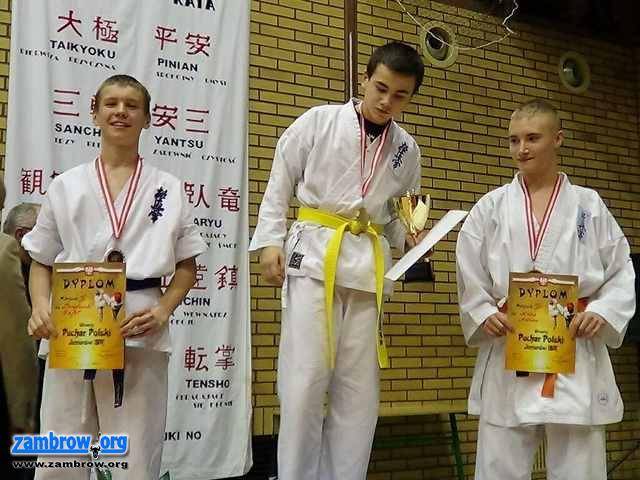 3 medale zawodników Mazowiecko-Podlaskiego Klubu karate w Choszcznie