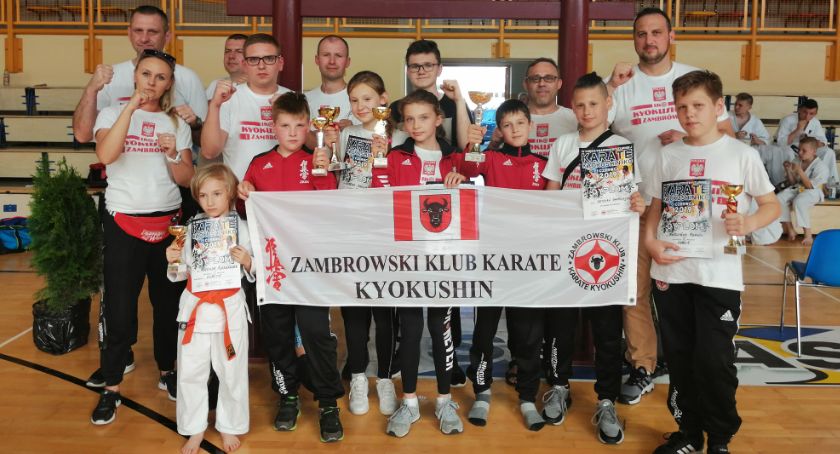 Wspaniałe zakończenie sezonu startowego karateków ZKKK