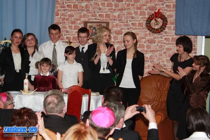 Wieczór wigilijny w zambrowskim domu dziecka