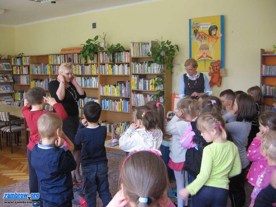 Majowe spotkania z przedszkolakami w bibliotece