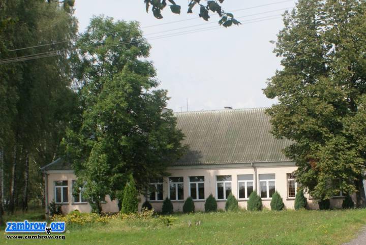 Gmina Szumowo  sprzedaje nieruchomość po byłej Szkole Podstawowej w Ostrożnem