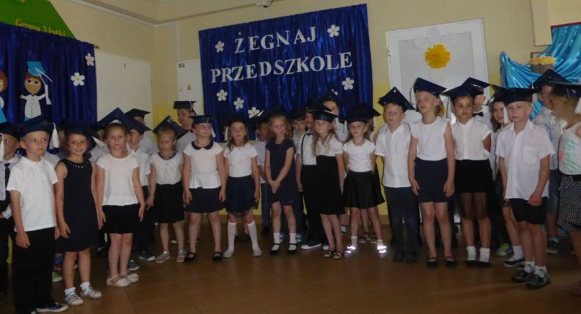Najstarsze „Biedronki” pożegnały przedszkole