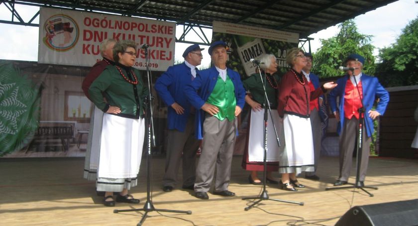 Sukces zambrowskiej grupy folklorystycznej w Nowogrodzie