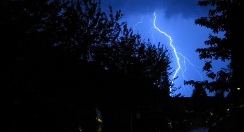 Synoptycy ostrzegają przed burzami z gradem