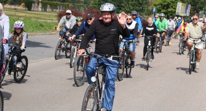Rowerzyści wybrali się do Szumowa [foto]