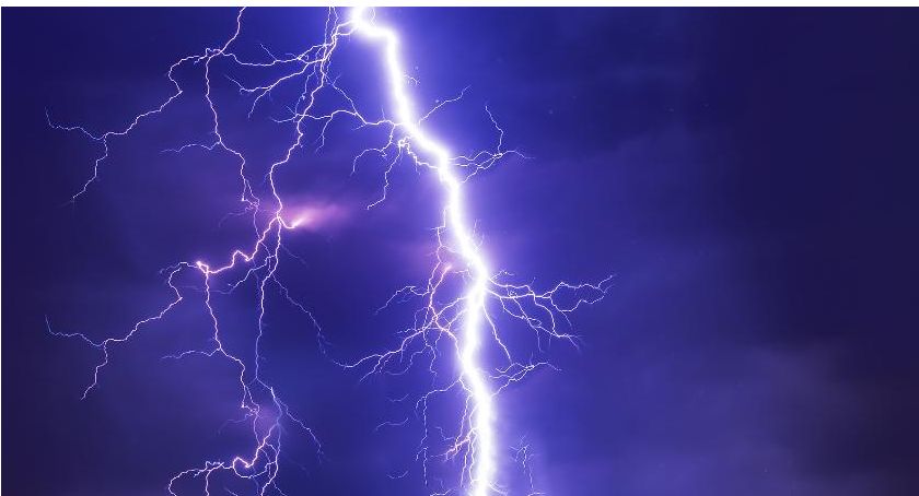 Mogą być burze z gradem i porywisty wiatr