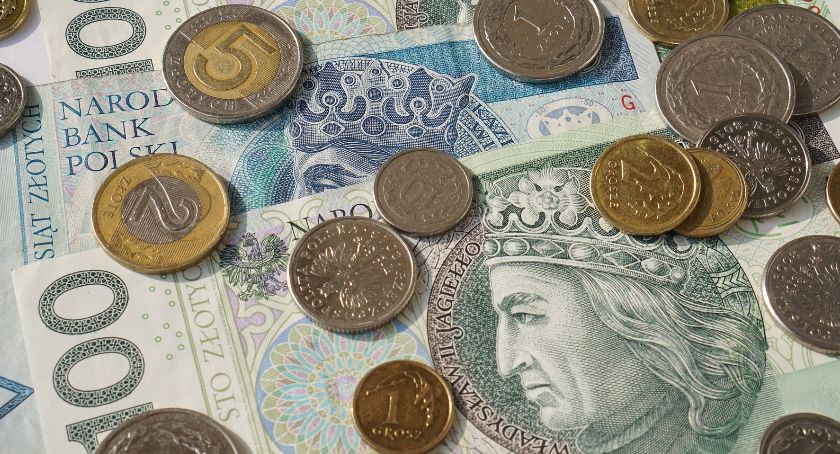 Pieniądze na dodatkowe zajęcia dla uczniów ze szkół w gminie Zambrów