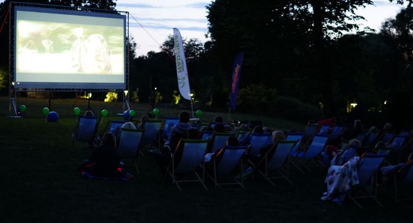 Zambrowianie obejrzeli film z Letnim Kinem Nadziei [foto]