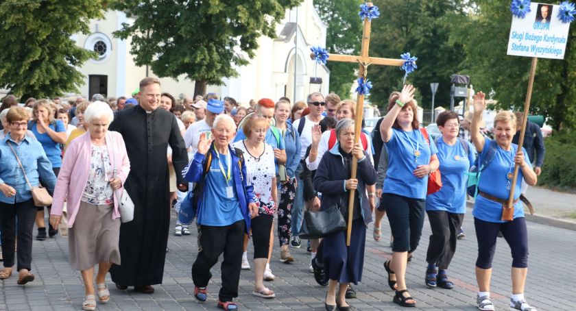 Pielgrzymi wyruszyli na Jasną Górę [foto]