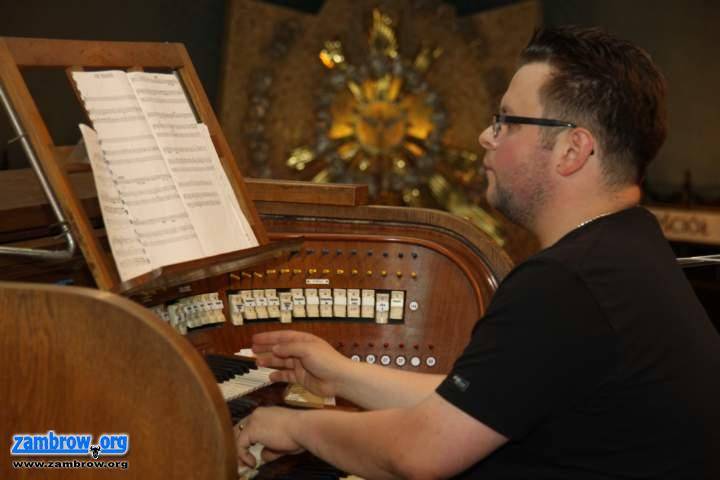 Koncert organowy Roberta Kuleszy w Zambrowie