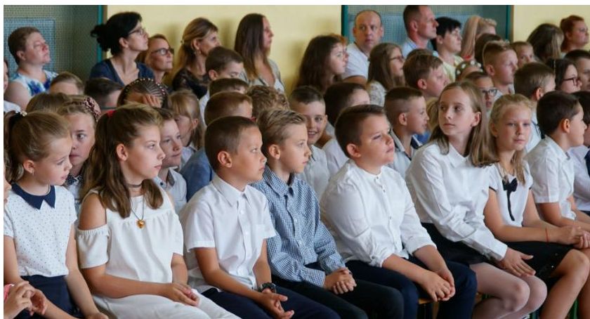 Harmonogram rozpoczęcia roku szkolnego 2019/2020 w zambrowskich szkołach