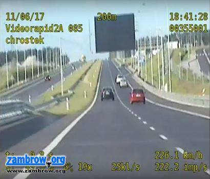 Pędził ponad 226 km/h na krajowej „ósemce” [VIDEO]