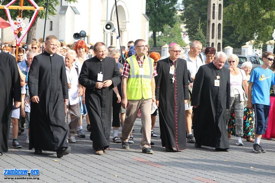 Zambrowska Piesza Pielgrzymka w drodze do Hodyszewa [foto+video]