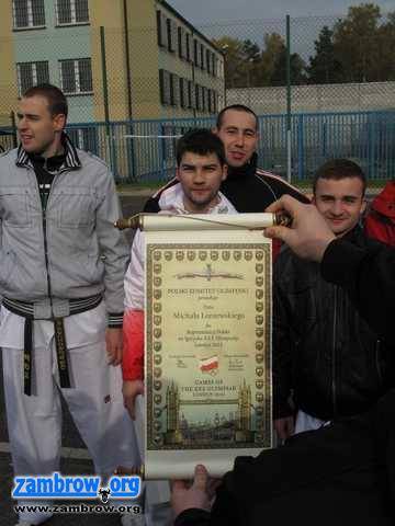 Pokazy Taekwondo w zakładzie karnym