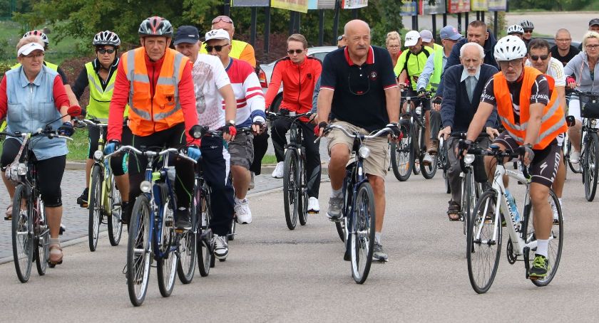 Rowerzyści wybrali się do Rosochatego [foto]