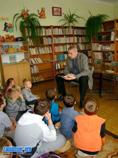 Międzynarodowy Miesiąc Bibliotek Szkolnych w Piątce