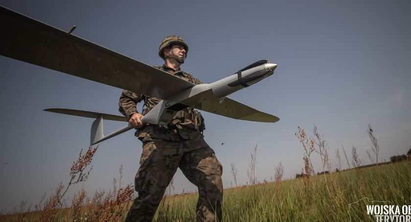 Podlascy terytorialsi na szkoleniu operatorów dronów
