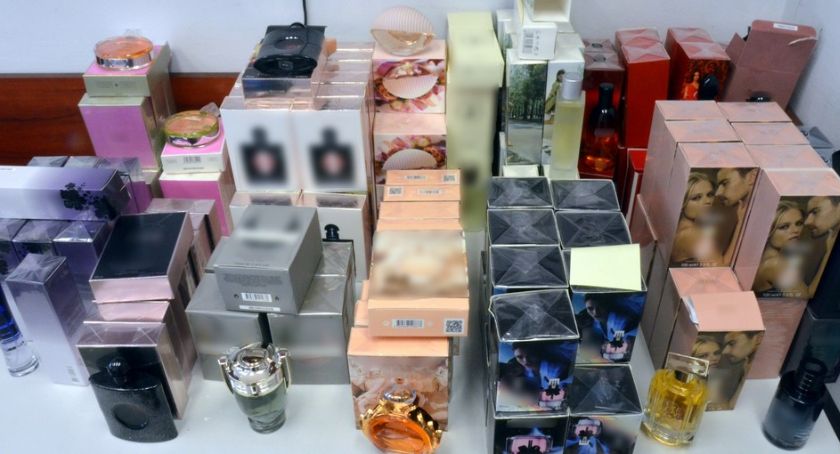 KAS zatrzymała podrobione perfumy [video]