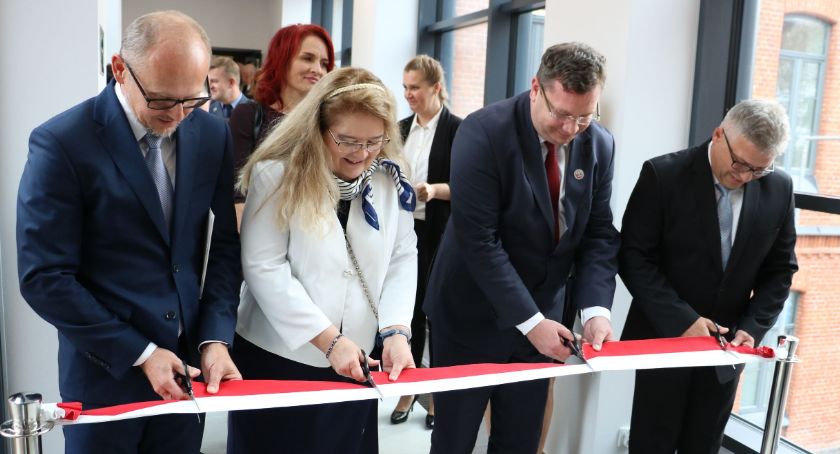 Nowy budynek zambrowskiego sądu uroczyście otwarty [foto]