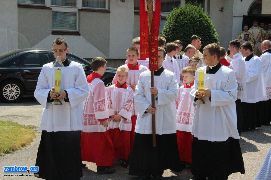 Złoty jubileusz kapłaństwa abpa Józefa Michalika – uroczystość w Zambrowie [foto]