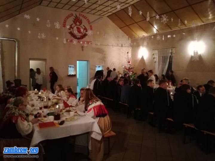 Strażacy z Laskowca podzielili się opłatkiem