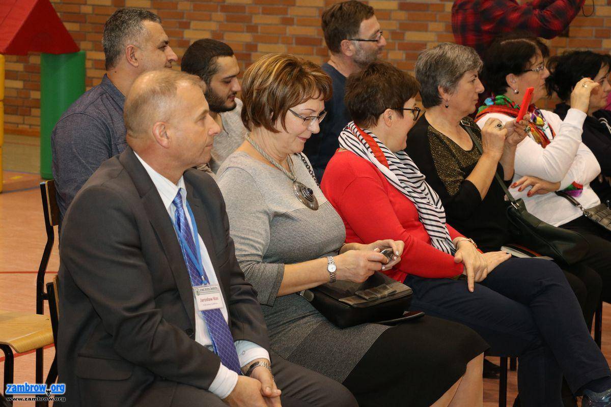 Delegacja z Gruzji ponownie odwiedziła szkołę w Starym Zakrzewie [foto]