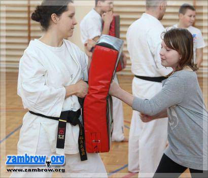 Skorzystaj z pakietu rodzinnego karate