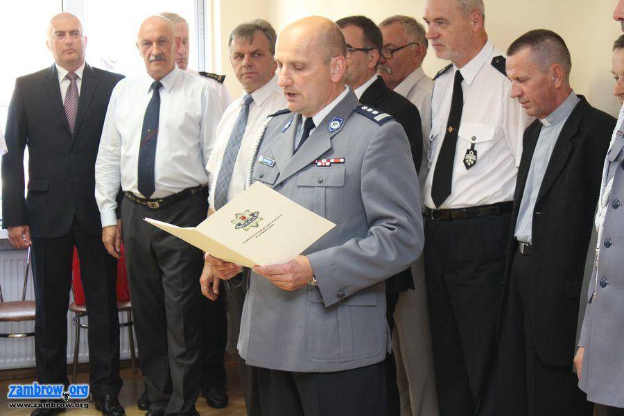 Zambrowscy policjanci otrzymali awanse [foto]