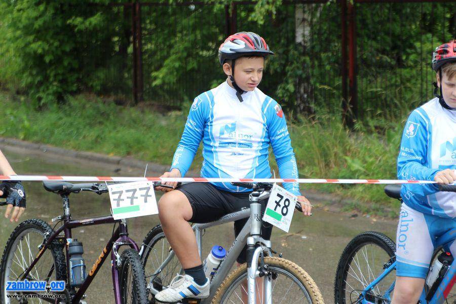 Wyścigi kolarskie Legia MTB Maraton w Szumowie [foto]