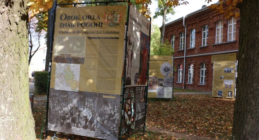 Obok Orła Znak Pogoni [foto]