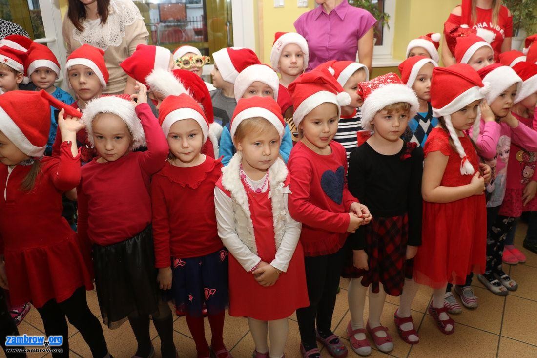 Święty Mikołaj zawitał do „Biedronek” [foto]